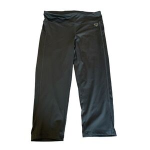 Live Love Dream Aeropostale Black Capri Activewear Gym Leggings GUC #6117